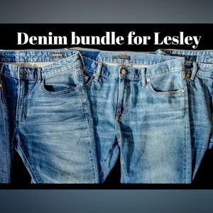 4 pairs of denim jeans